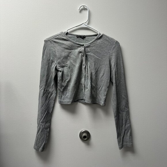 Zara Gray Long Sleeve - Picture 1 of 3